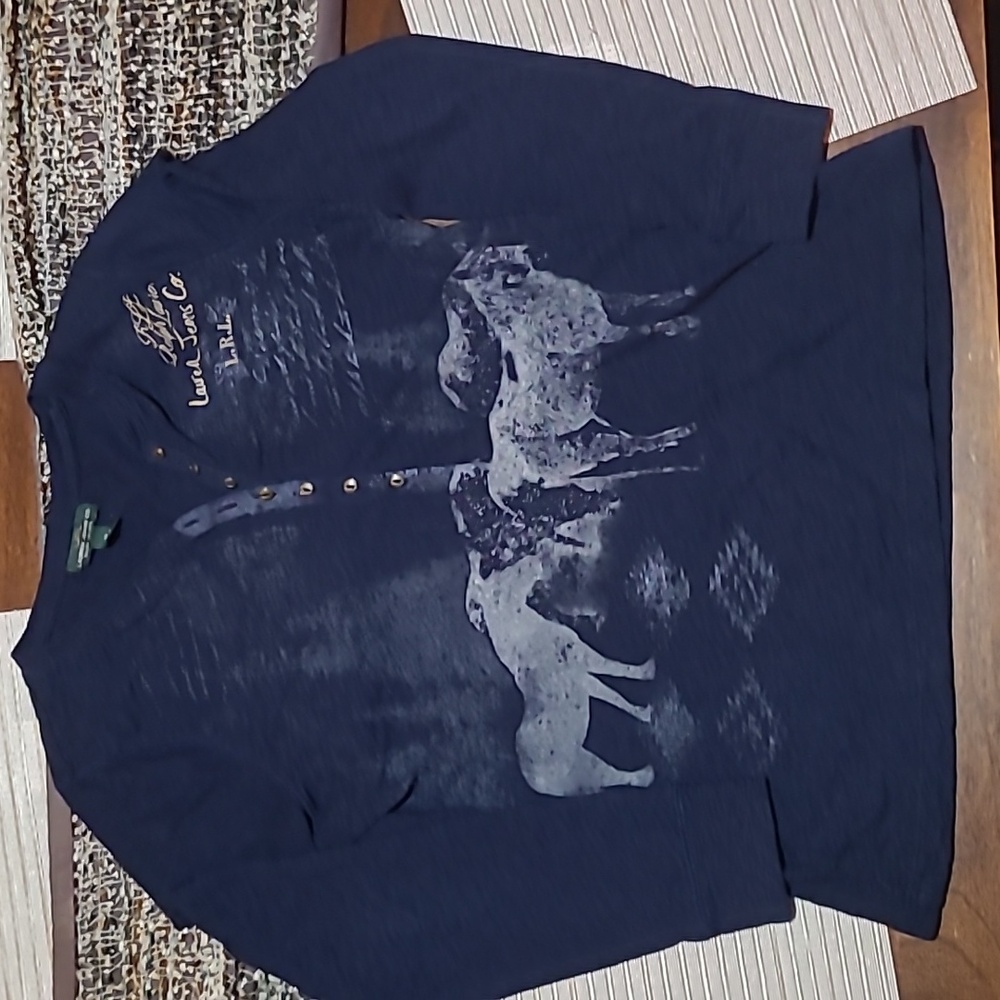 Long sleeve t-shirt with horses
